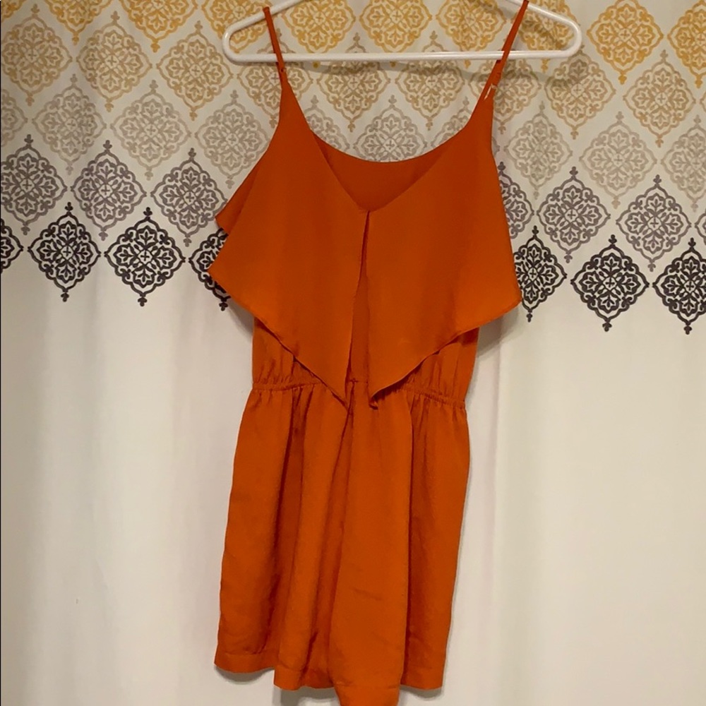 Orange romper - Picture 3 of 3